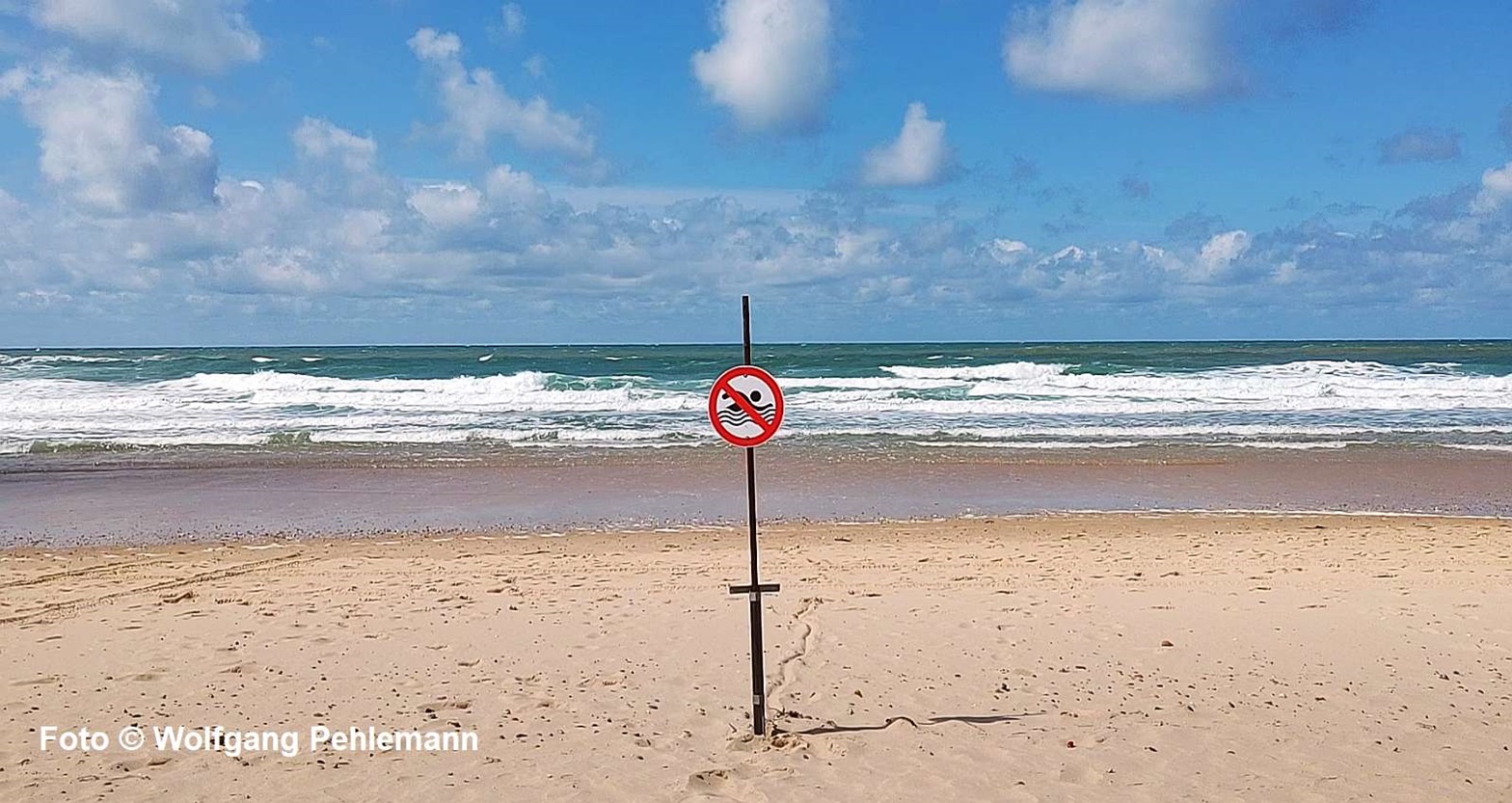 Am Biscaya-Strand vom CHM Monta, Halbinsel Medoc France - Foto © Wolfgang Pehlemann