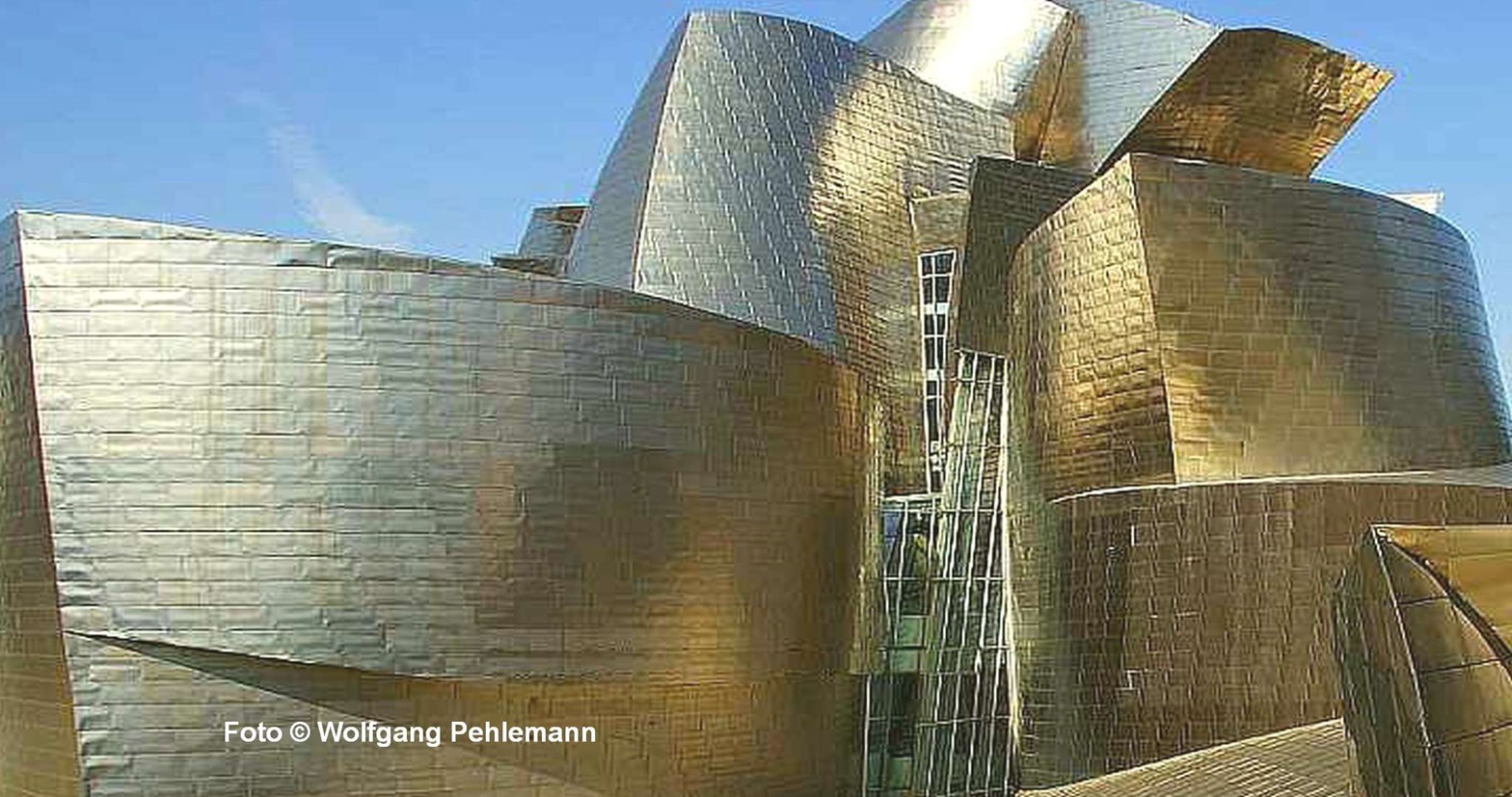 Das Guggenheim-Museum am Nervión ria in Bilbao - Foto © Wolfgang Pehlemann DSC09327