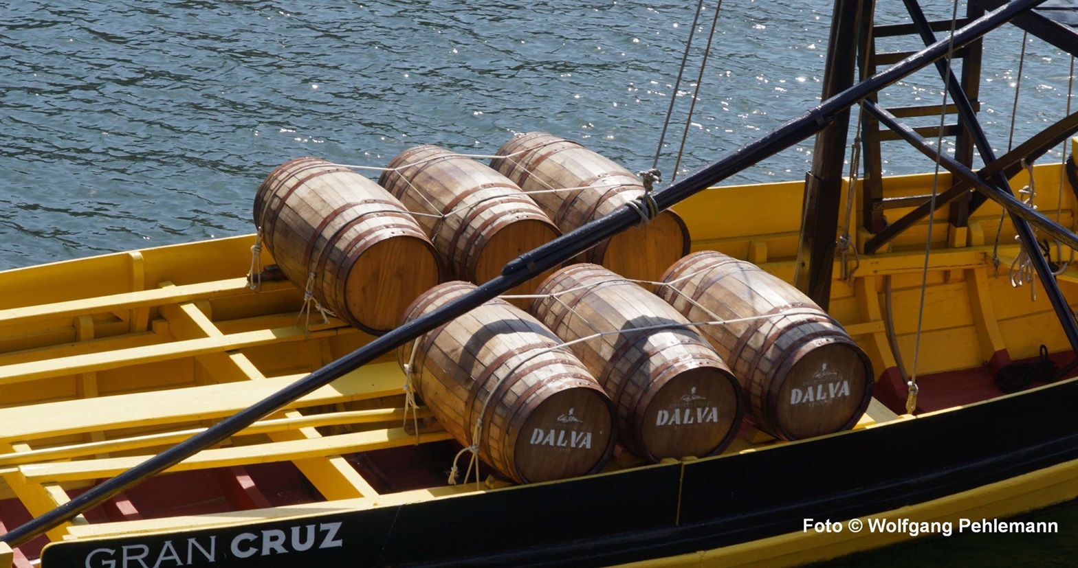Wasser zu Wein nein Trauben zu Port in Porto - Foto © Wolfgang Pehlemann DSC01342