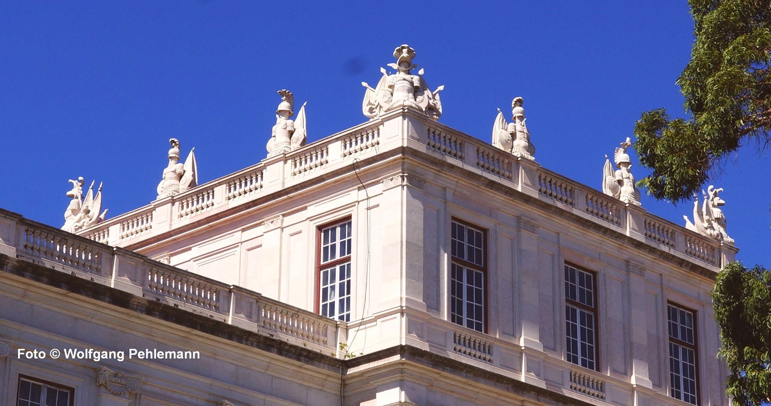 Die königlichen Vasallen des Palácio Nacional da Ajuda Lissabon Portugal - Foto © Wolfgang Pehlemann DSC02277