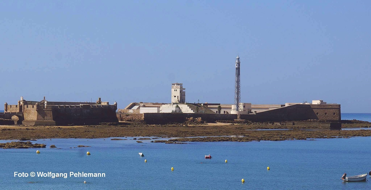 Cadiz vorgelag kl Insel mit Burg von San Sebastián aus 1706 - Foto © Wolfgang Pehlemann DSC03507