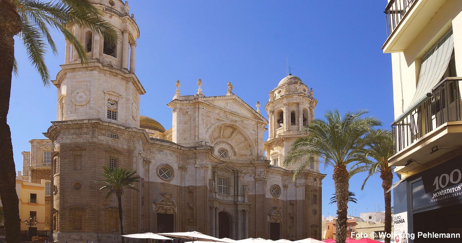 die neoklassizistische Kathedrale von Cadiz Catedral de Santa Cruz de Cádiz 1722-1838 Spanien - Foto © Wolfgang Pehlemann DSC03546