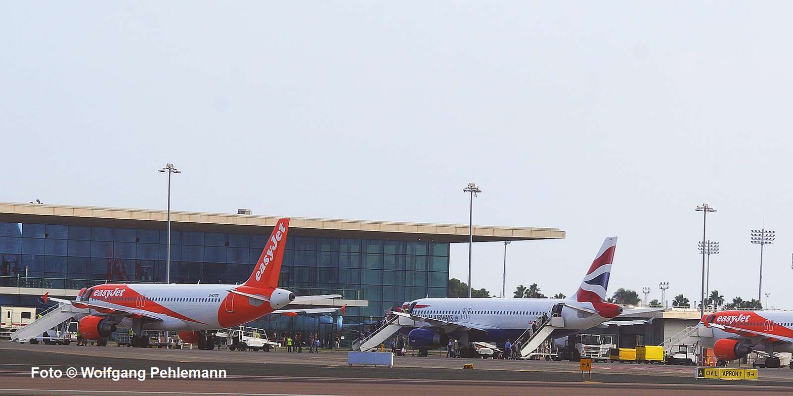 Internat. Airport Gibraltar nur British Airways & EasyJet - Foto © Wolfgang Pehlemann DSC03719