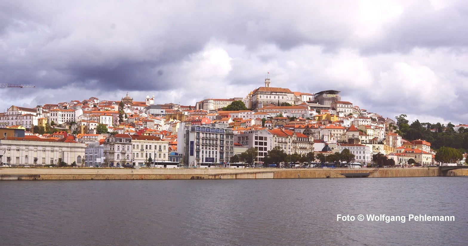 Coimbra Zentrum und klerikaler Universitätsberg - Portugal - Foto © Wolfgang Pehlemann DSC01561